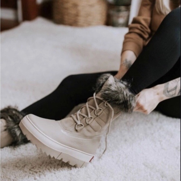 SOREL Joan of Arctic Next Platform Waterproof Boots Dove Gray Snow Women's 12 - Picture 2 of 13